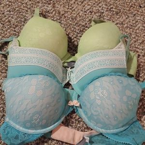 3 Aerie bras